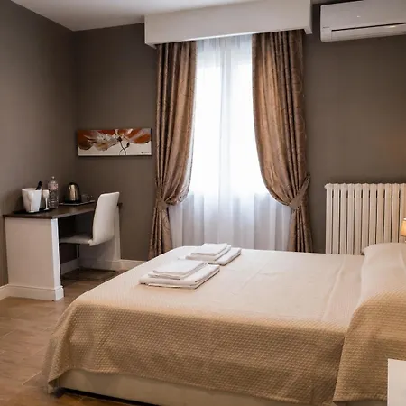 Tolli Rooms